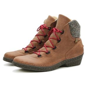 Po-Zu Liv Tan: Eco-Friendly Women’s Hiking Boots